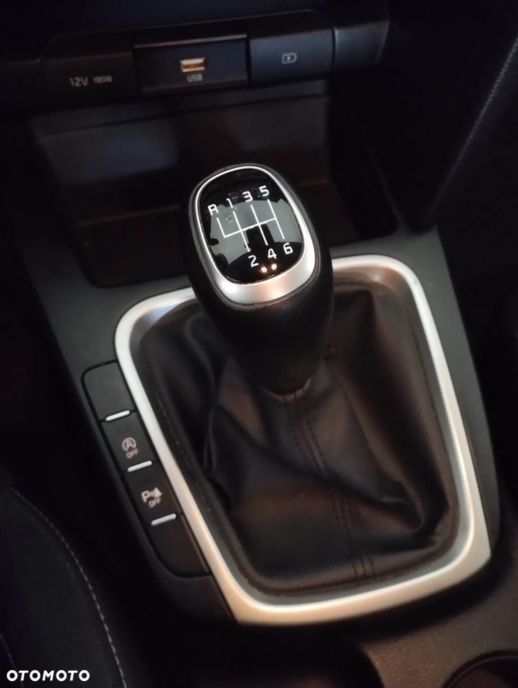Kia XCeed 1.5 T-GDI M - 6