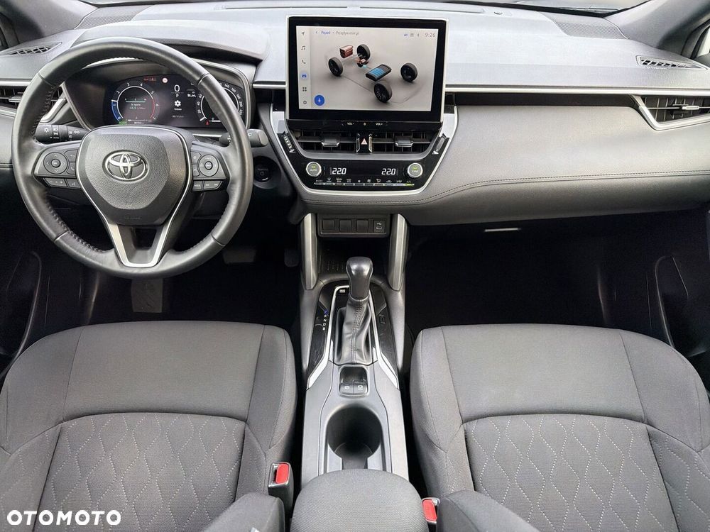 Toyota Corolla Cross - 12