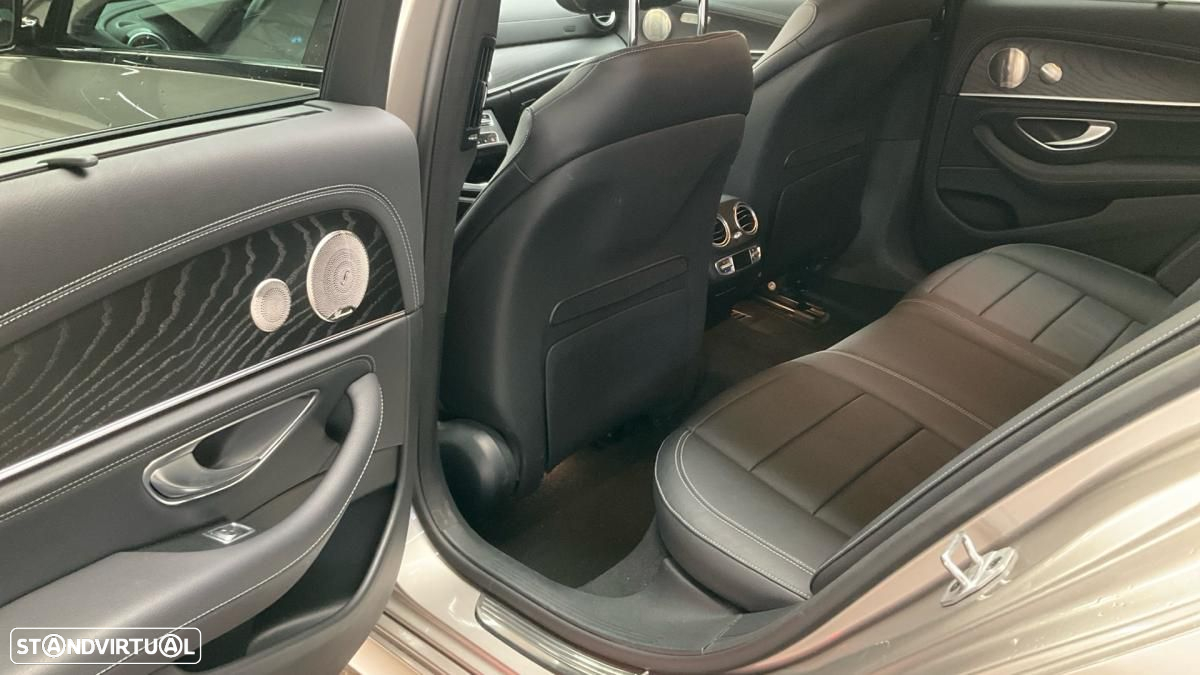 Mercedes-Benz E 300 de AMG Line - 6