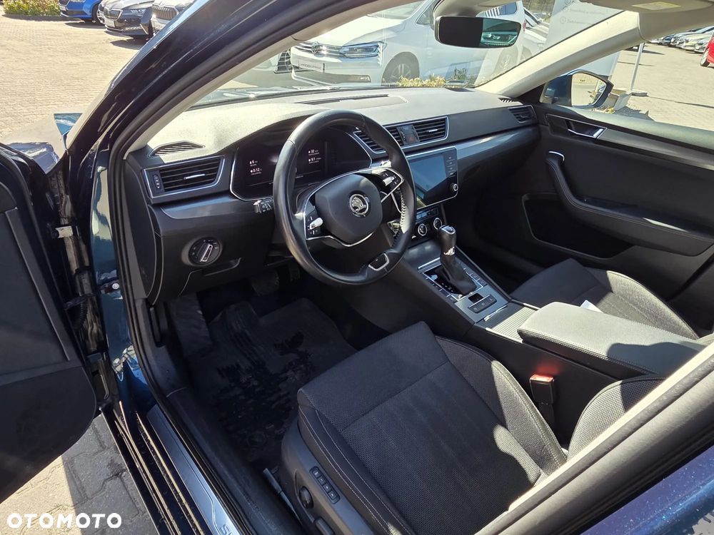 Skoda Superb 2.0 TDI SCR Sportline DSG - 20