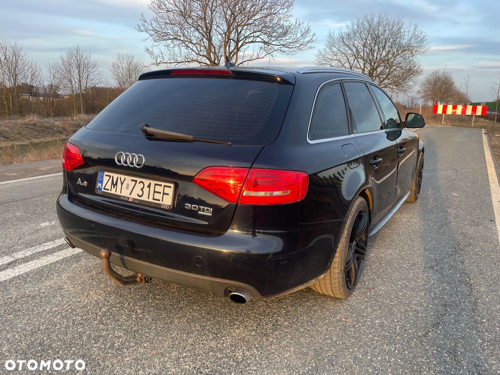 Audi A4 Avant 3.0 TDI DPF clean diesel quattro tiptron Attraction - 2