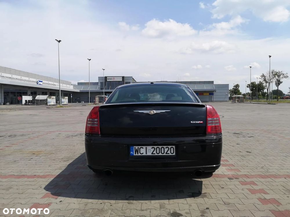 Chrysler 300C 6.1 V8 Hemi SRT8 - 7