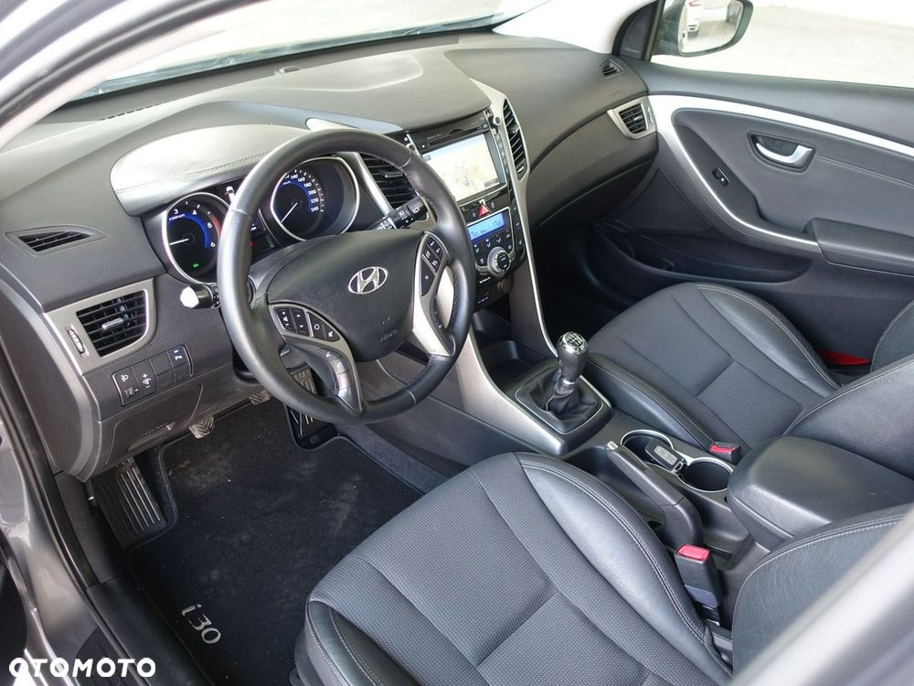Hyundai i30 1.6 CRDi Style - 12