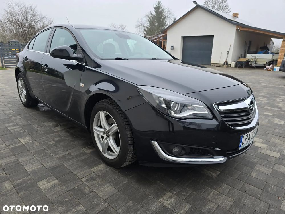 Opel Insignia 2.0 CDTI - 11