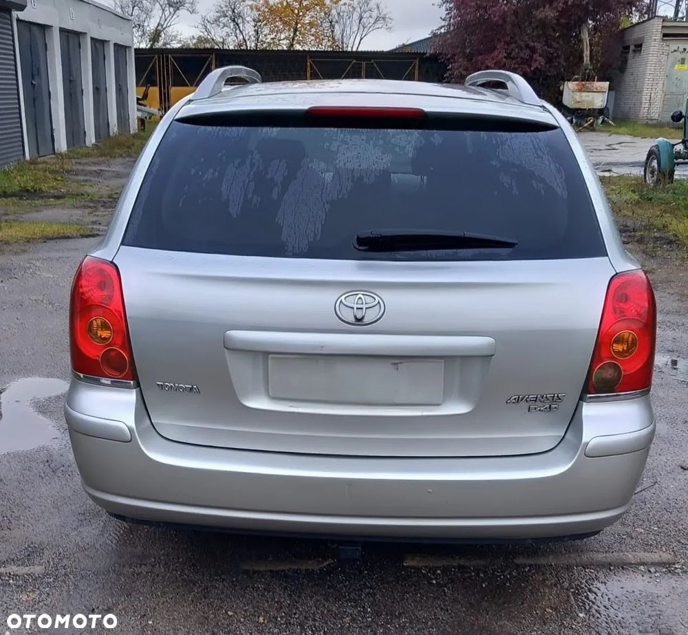 Toyota Avensis 2.2 D-CAT Executive - 2