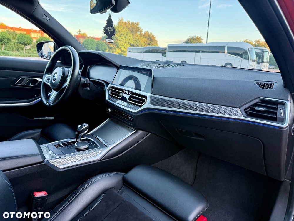 BMW Seria 3 320d M Sport Shadow - 18