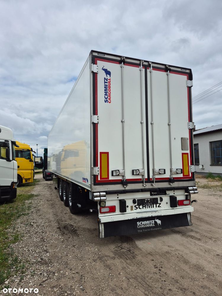 Schmitz Cargobull Naczepa Chłodnia - 3