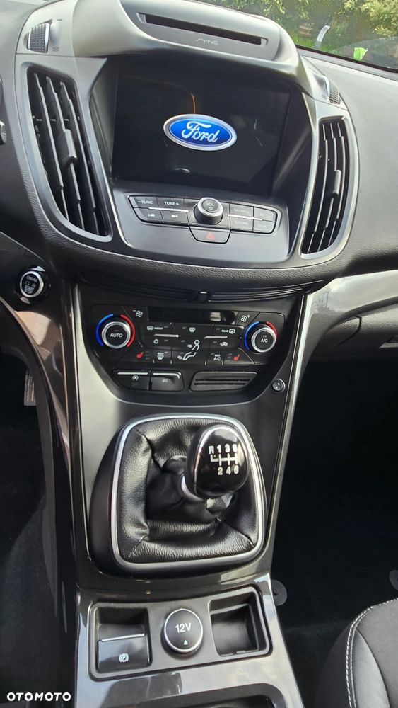 Ford Kuga 1.5 EcoBoost FWD Titanium ASS MMT6 - 29