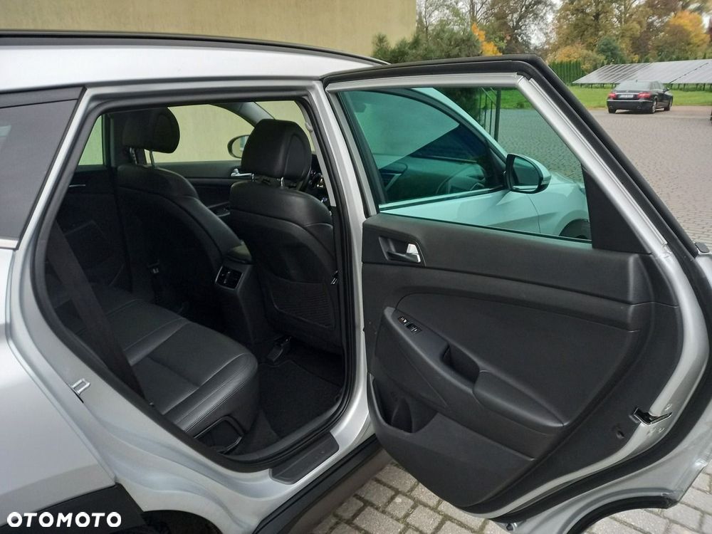 Hyundai Tucson 2.0 CRDI 2WD Style - 26