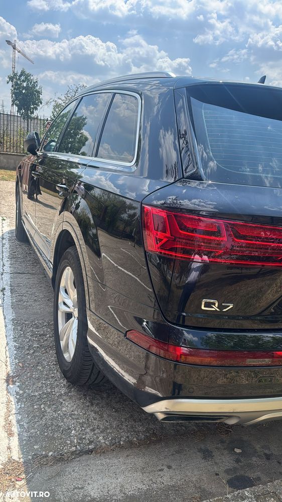 Audi Q7 3.0 TFSI Quattro Tiptronic - 8