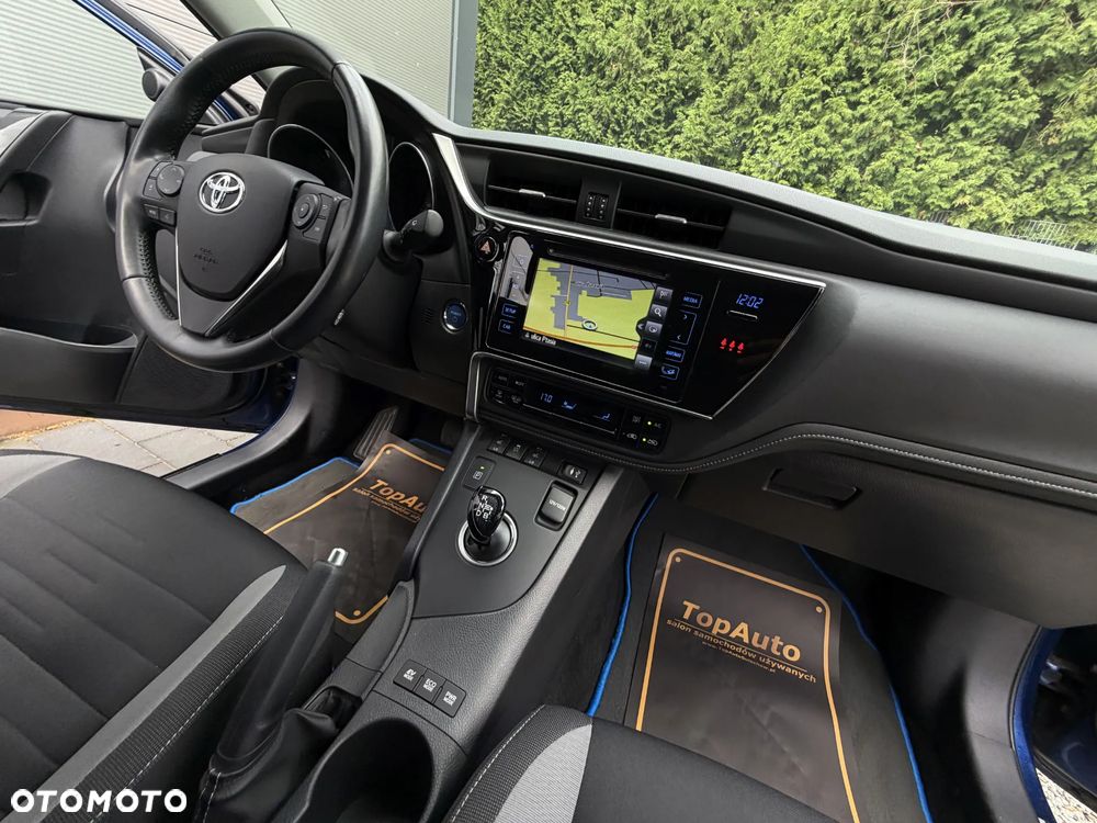 Toyota Auris - 15