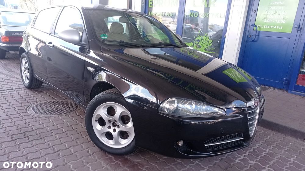 Alfa Romeo 147 - 4