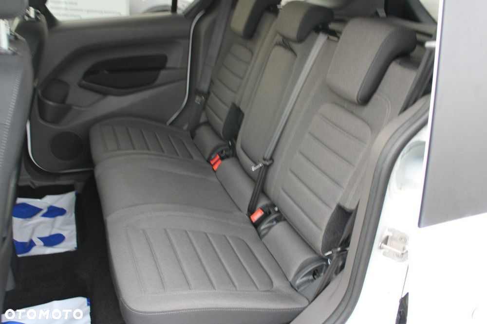 Ford Tourneo Connect - 17