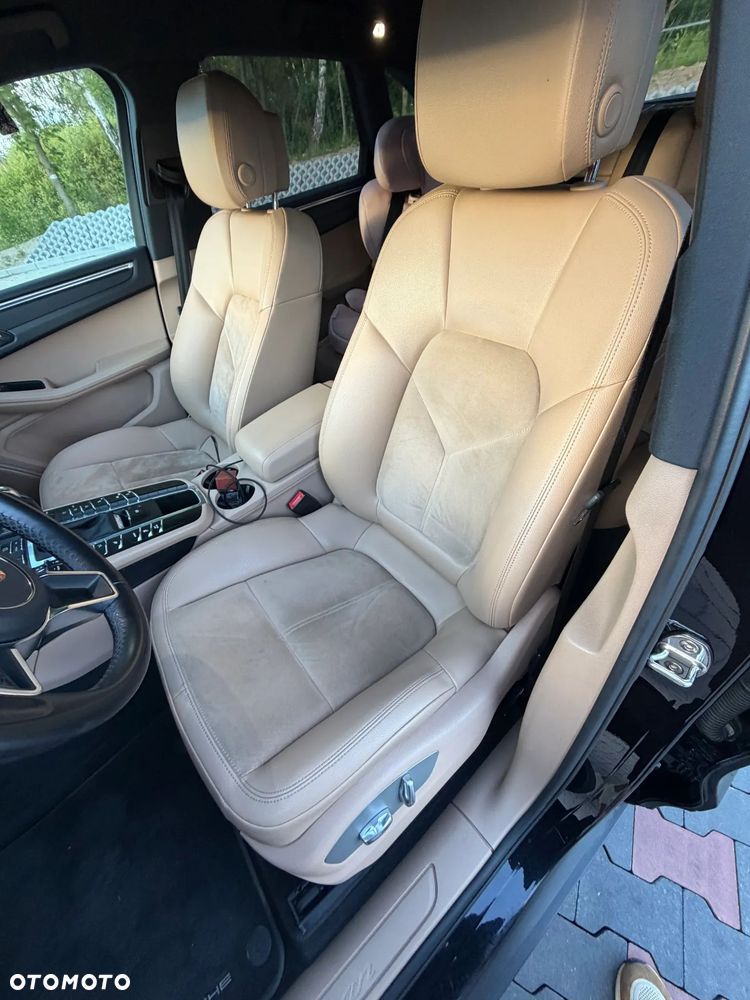 Porsche Macan - 14