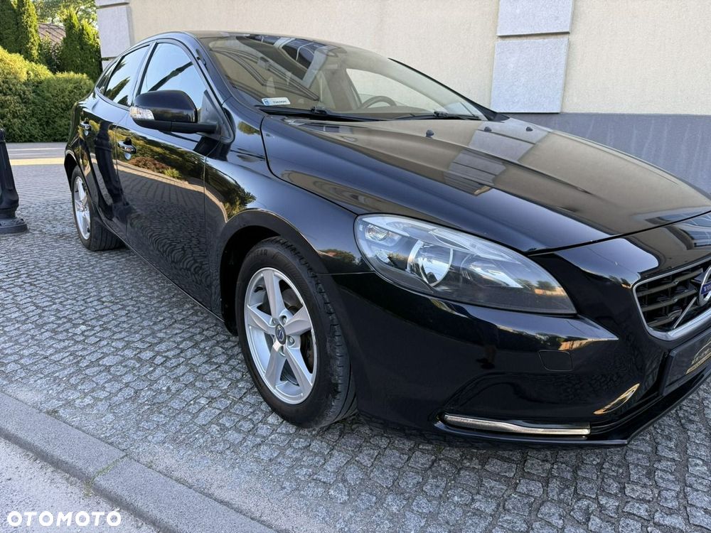 Volvo V40 - 18