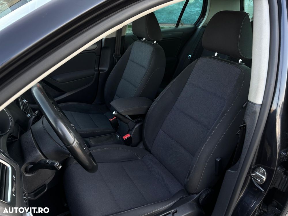 Volkswagen Golf 1.2 TSI Highline - 9