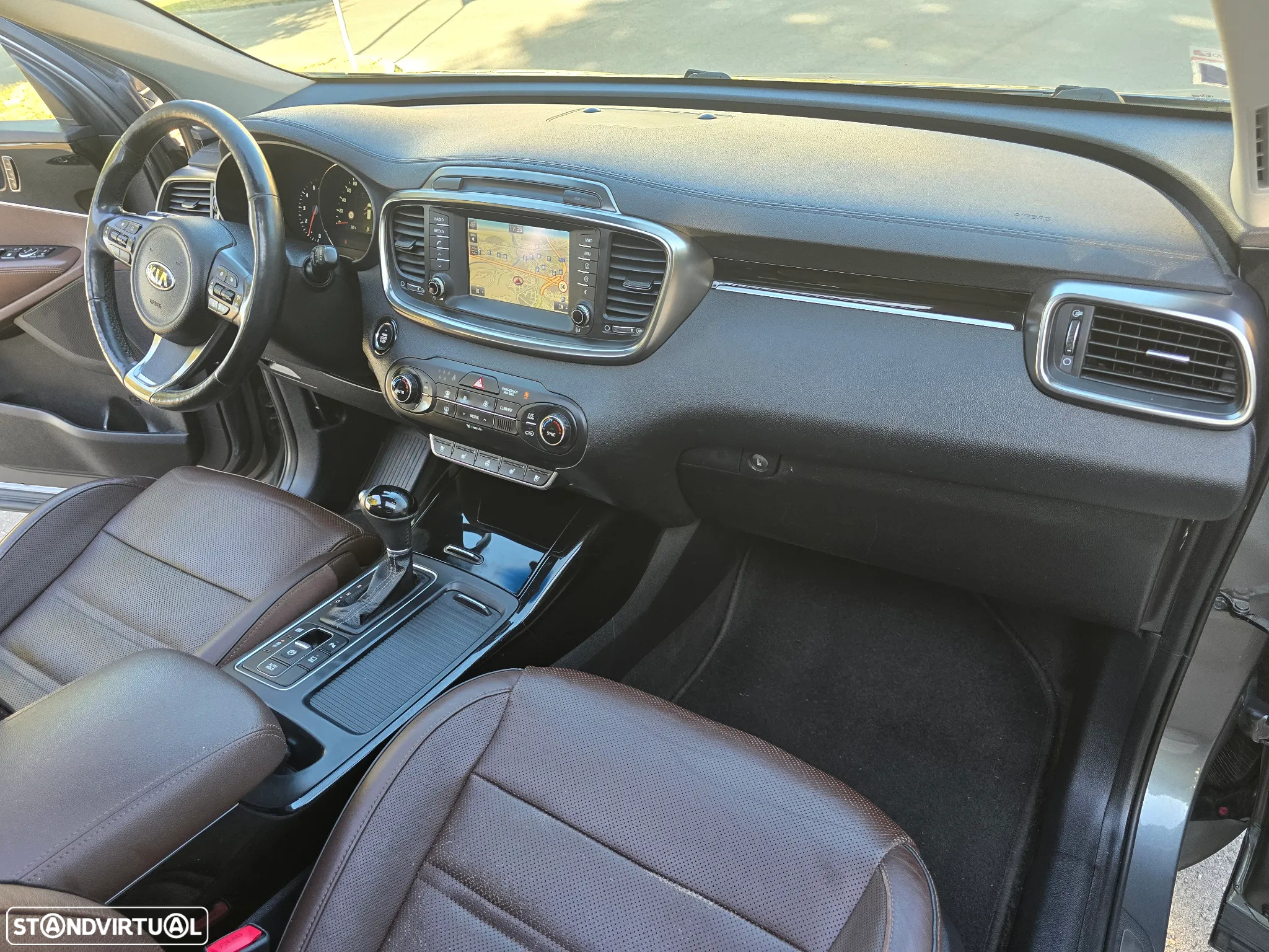 Kia Sorento 2.2 CRDi TX TOP Aut. - 6