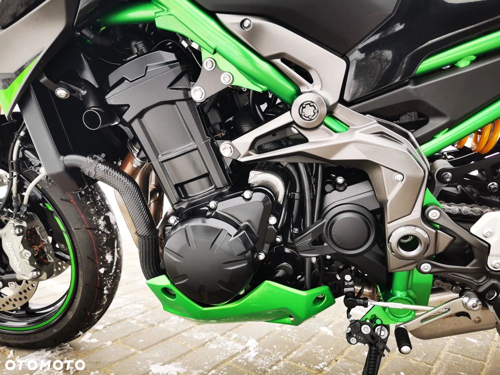 Kawasaki Z 900 - 10