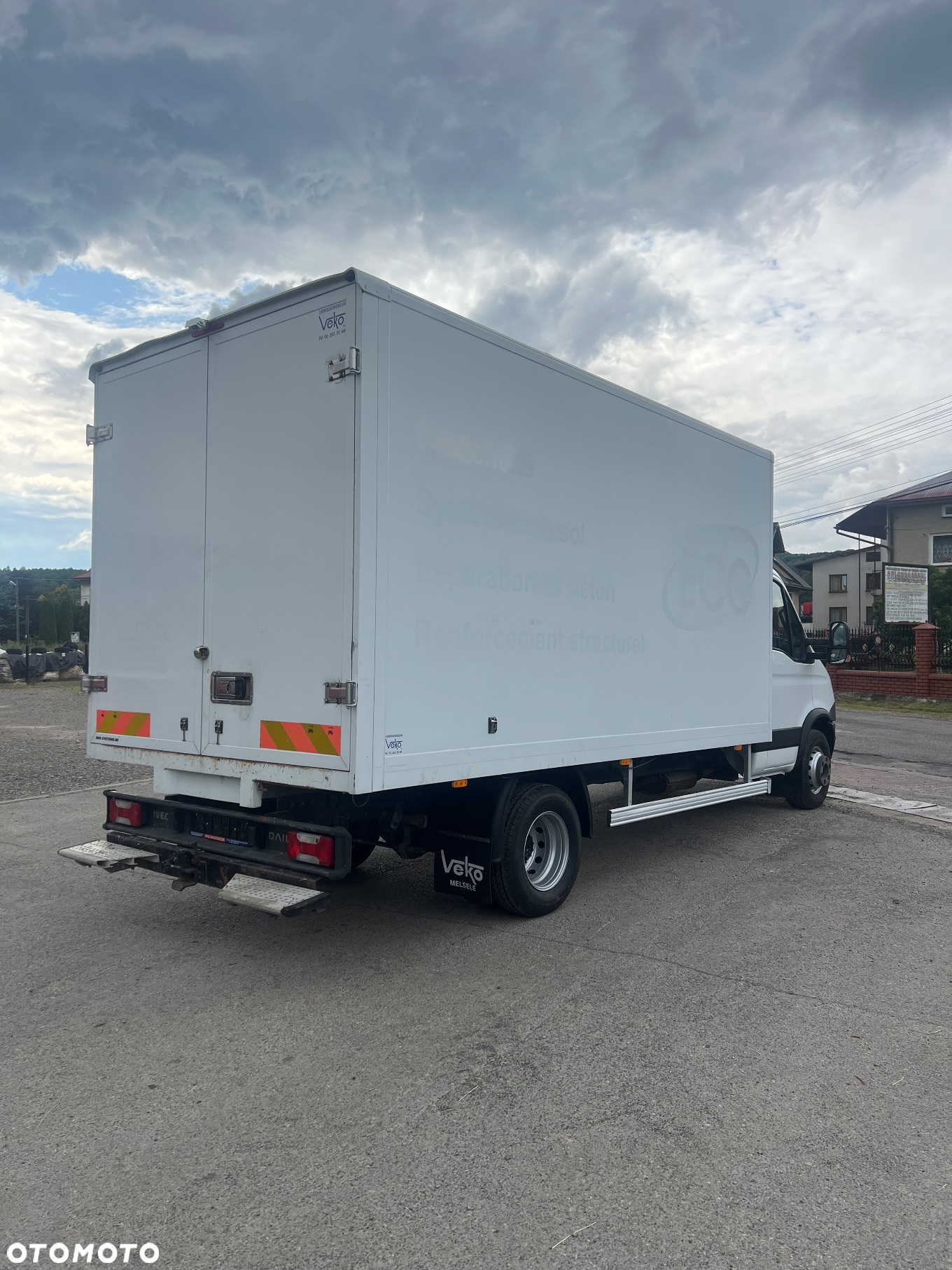 Iveco Daily 70C15 70-170 Przebieg tylko 106 000 km Kontener 65C 50C 35C DMC 7 T lub 3.5T - 3