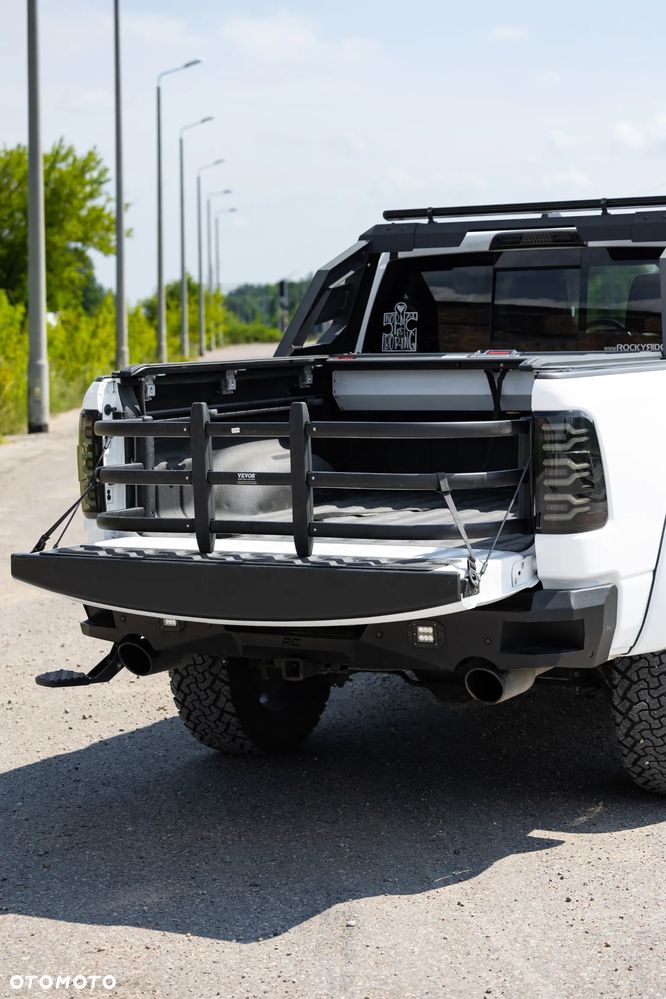 RAM 1500 5.7 Crew Cab Bighorn - 11