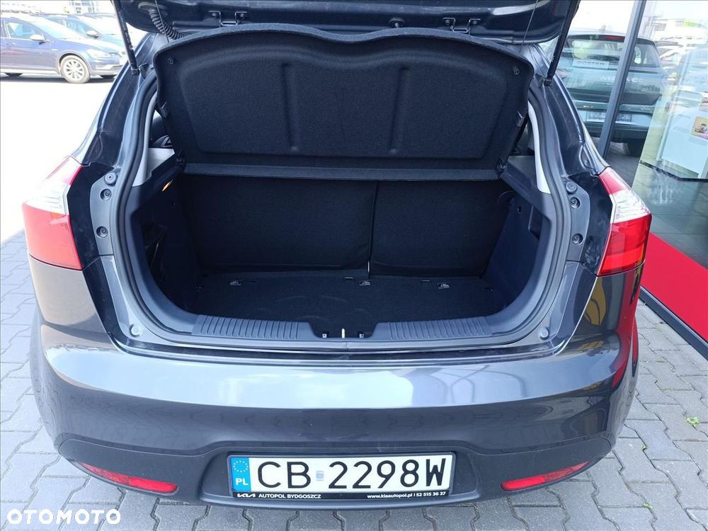 Kia Rio 1.2 M - 17