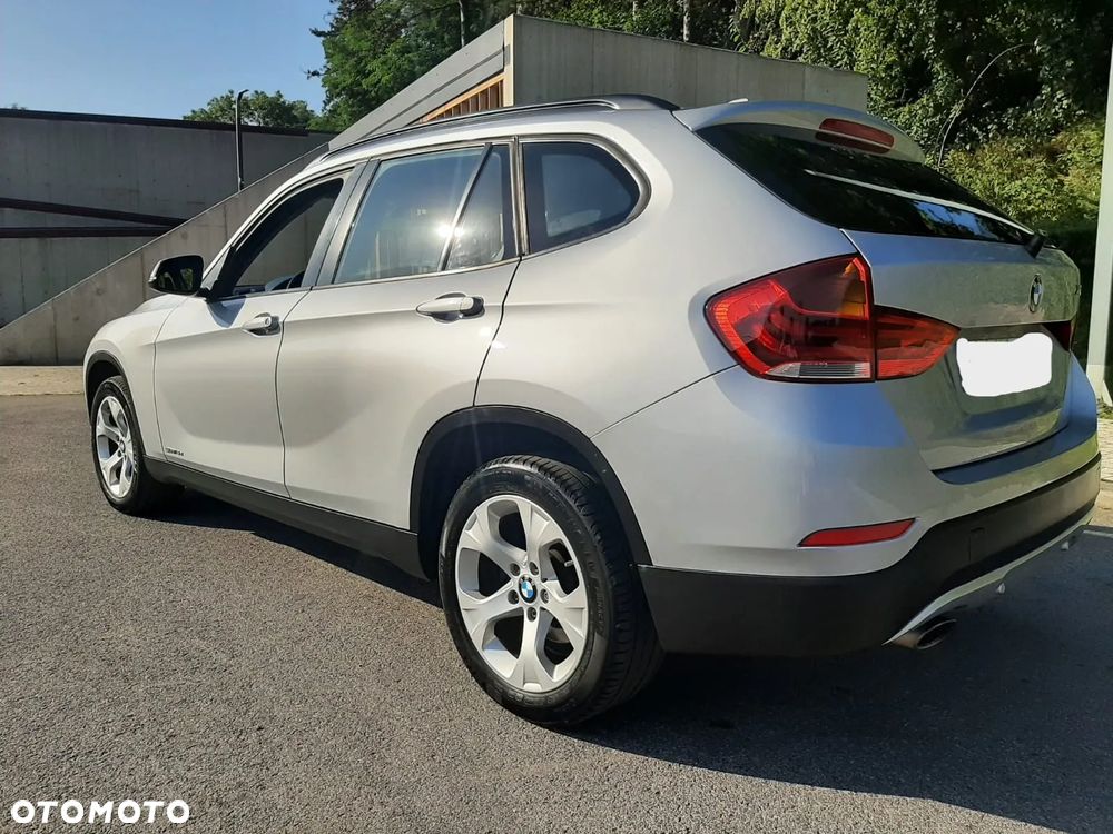 BMW X1 sDrive18d xLine - 9