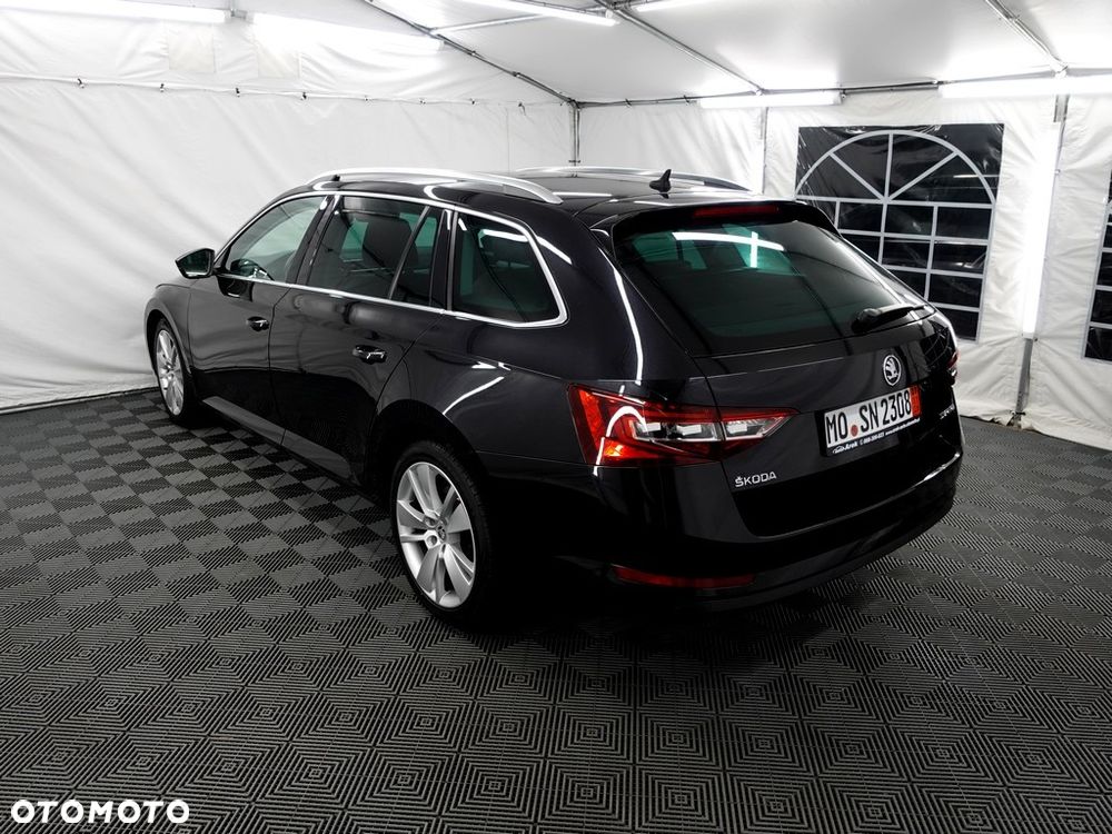 Skoda Superb 2.0 TDI Style DSG - 5