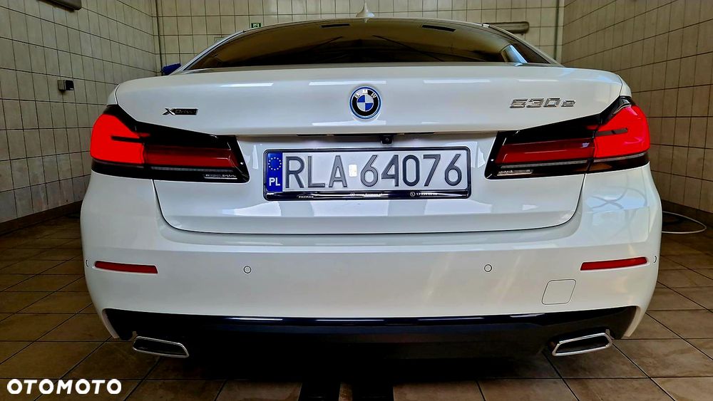 BMW Seria 5 530e M Sport Edition - 7