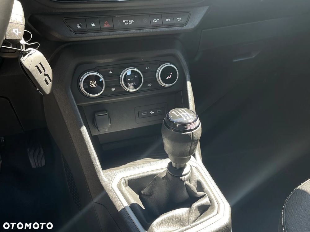 Dacia Sandero - 17