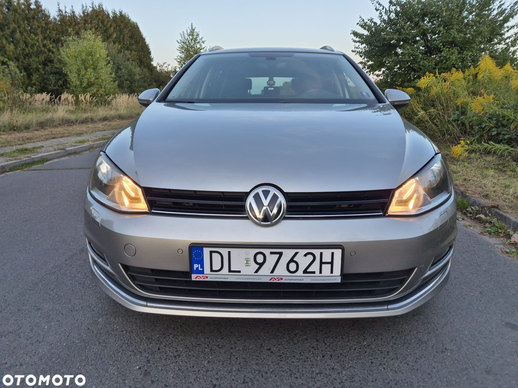 Volkswagen Golf 2.0 TDI BlueMotion Technology Allstar - 4