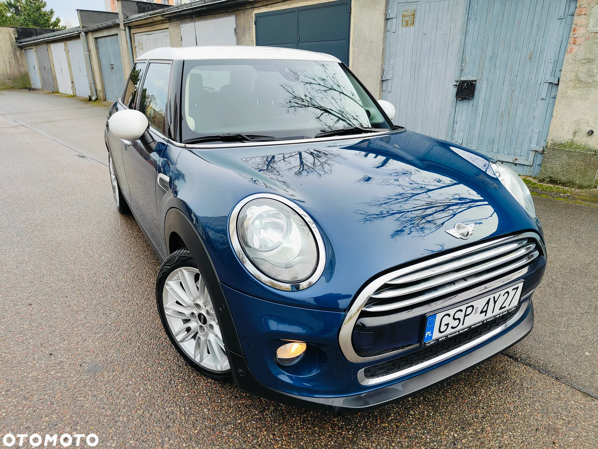 MINI Cooper Standard - 16