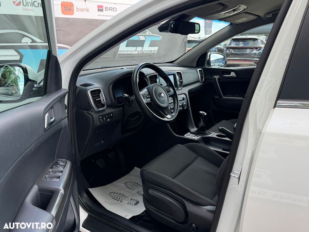 Kia Sportage 1.7 CRDI 2WD Attract - 13