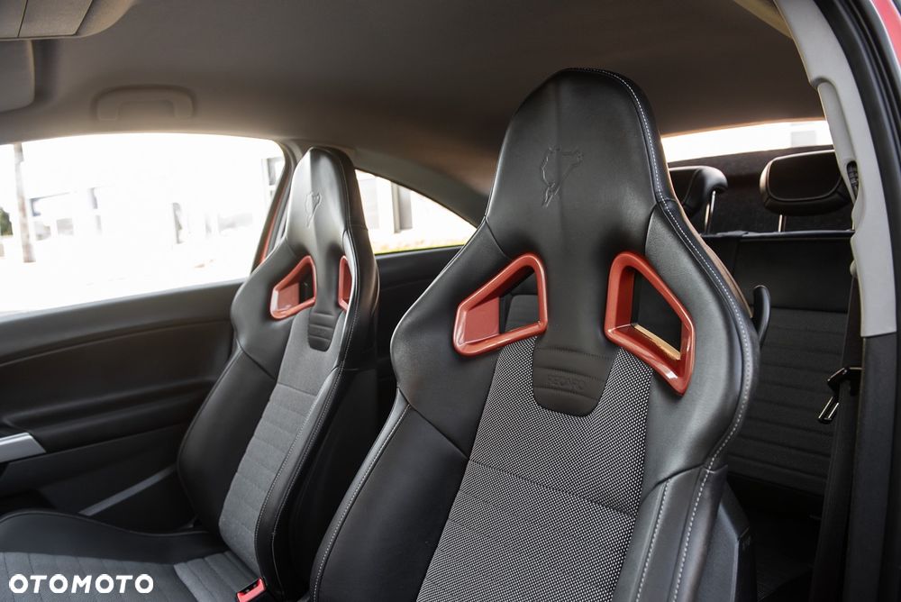 Opel Corsa 1.6 Turbo OPC Nürburgring Edition - 18