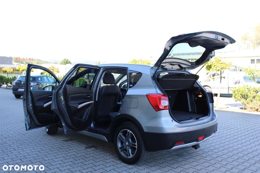 Suzuki SX4 S-Cross 1.4 SHVS Premium Plus SP 4WD - 19