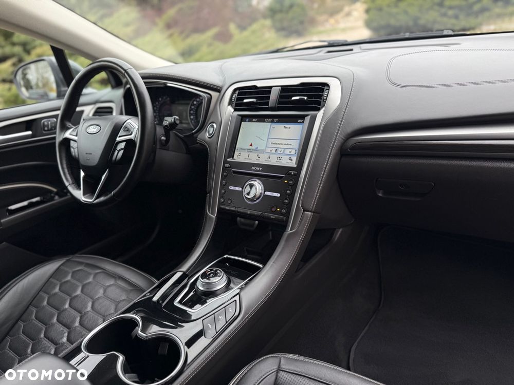 Ford Mondeo 2.0 TDCi PowerShift-Aut Allrad Vignale - 37