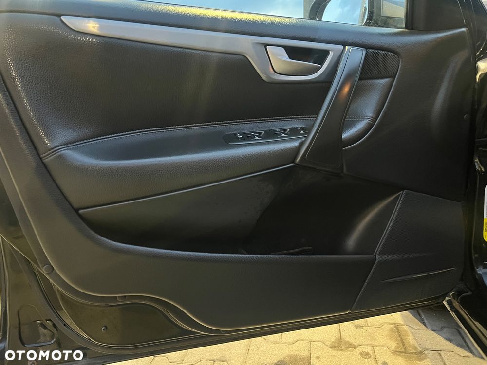 Volvo S60 ver-2-4d5-rubin - 9