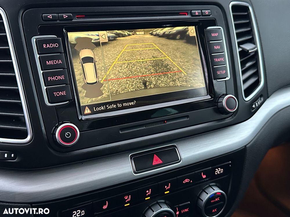 Volkswagen Sharan 2.0 TDI DSG Highline Black Style - 18