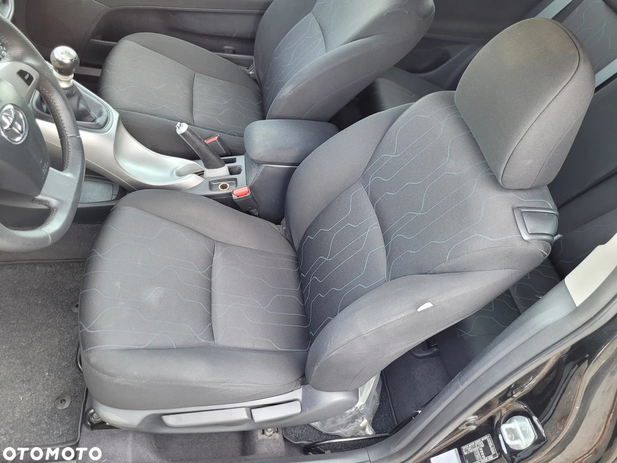 Toyota Auris 1.33 VVT-i Edition - 8