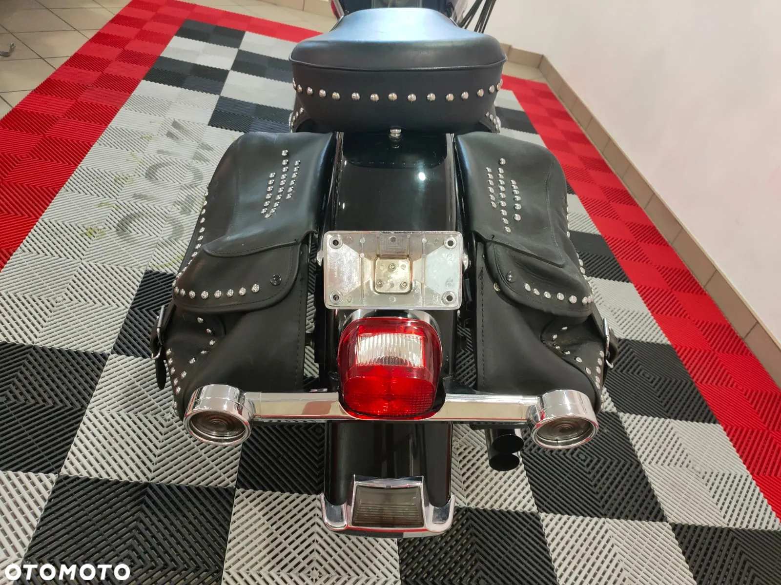 Harley-Davidson Softail Heritage Classic - 17