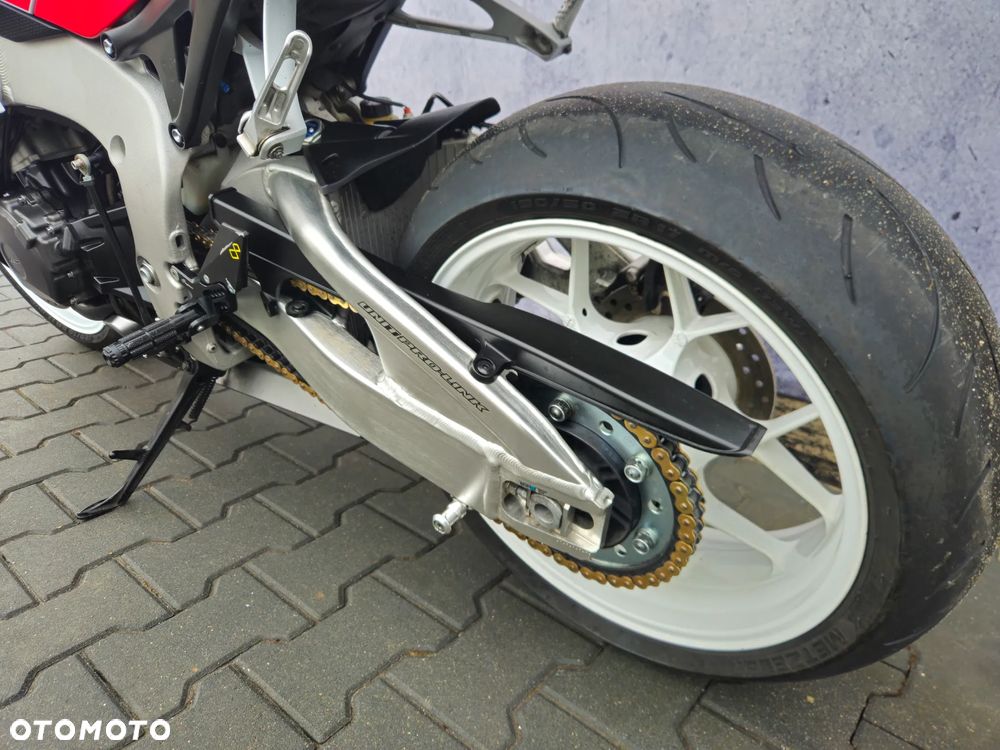 Honda CBR - 16