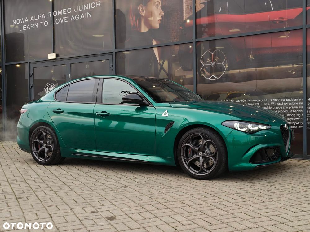 Alfa Romeo Giulia 2.9 V6 Bi-Turbo AT8 Quadrifoglio - 4