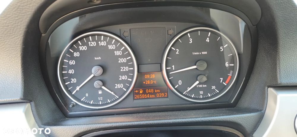 BMW Seria 3 - 13