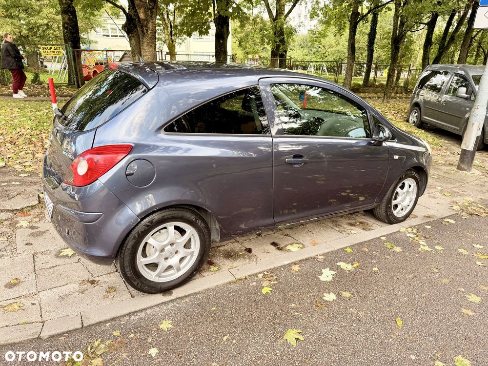 Opel Corsa - 3