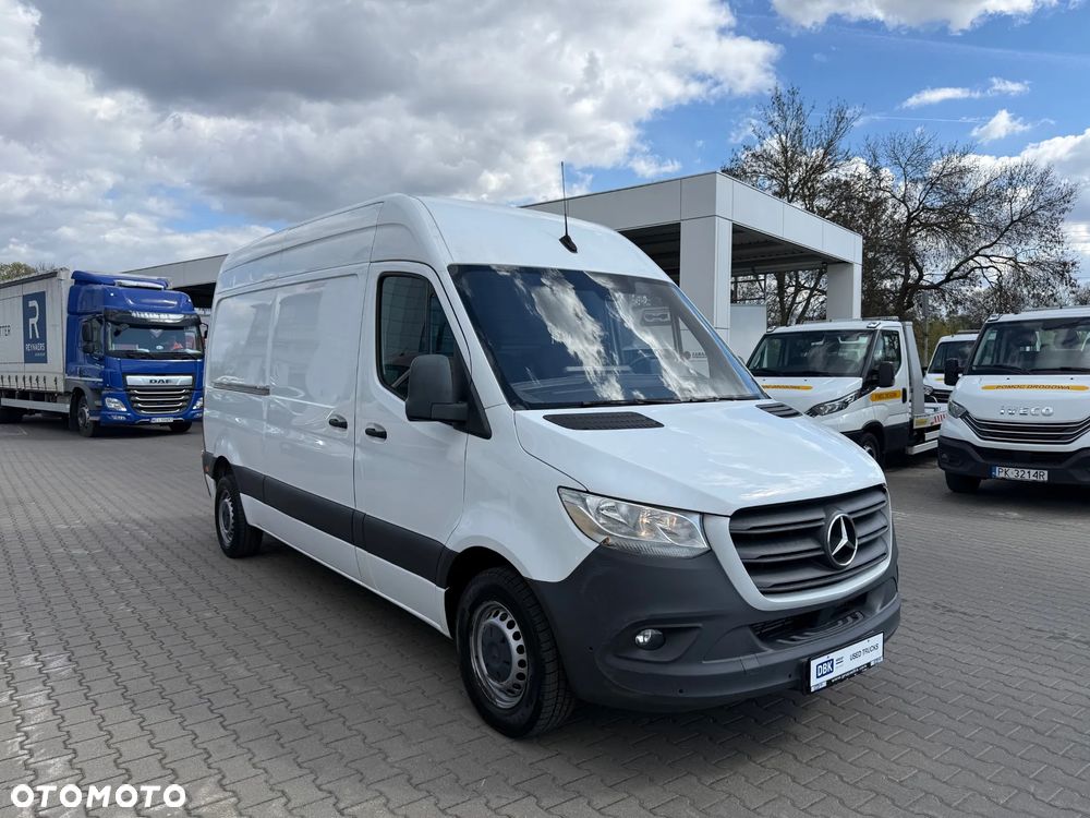 Mercedes-Benz SPRINTER - 3