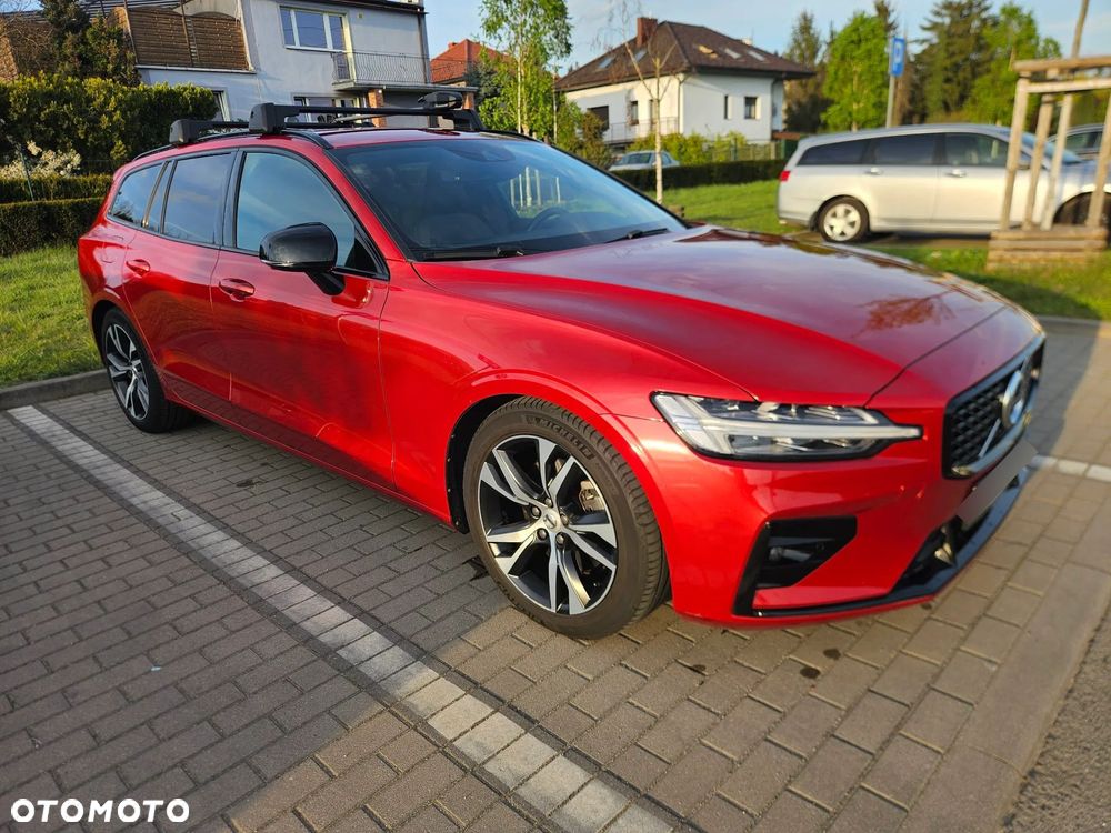 Volvo V60 B3 B R-Design - 5