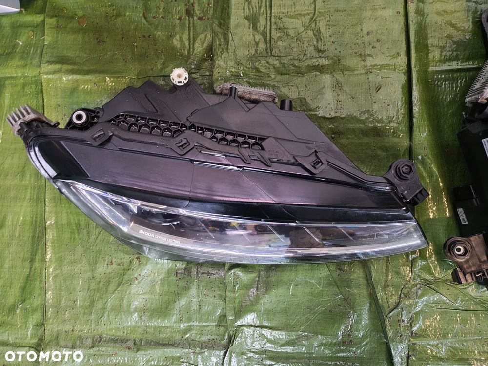 Skoda Superb III lift 3V0 lampa reflektor przód prawa lewa 3V2941015D 3V2941015D - 3