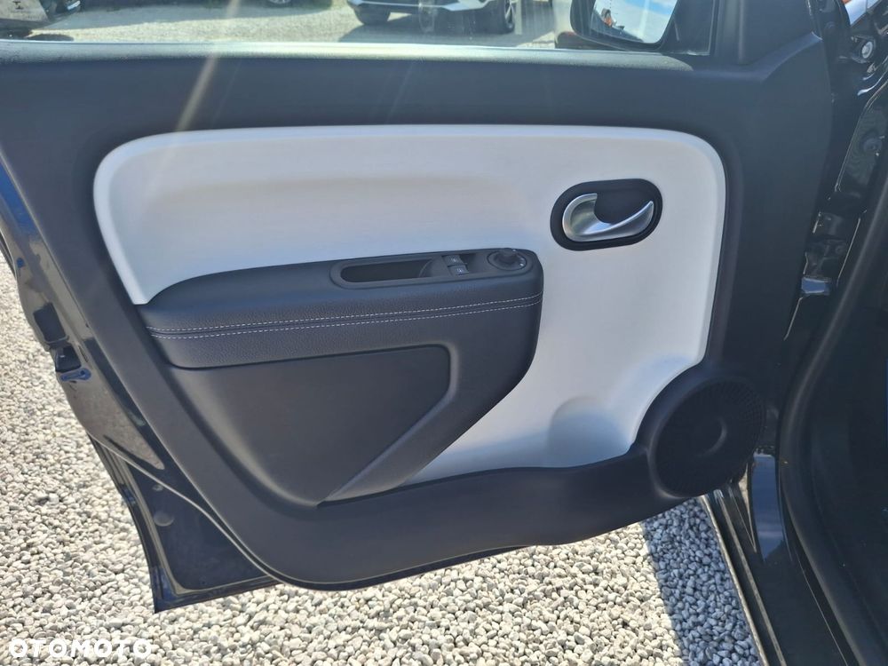 Renault Twingo TCe 90 INTENS - 18