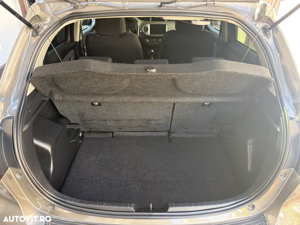 Toyota Yaris 1.5 L VVT-iE Active - 9