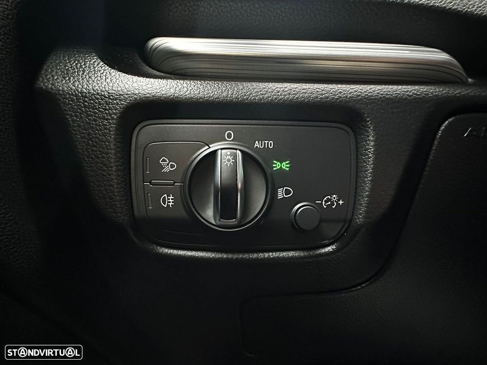 Audi A3 Limousine 1.6 TDI S-line S tronic - 18