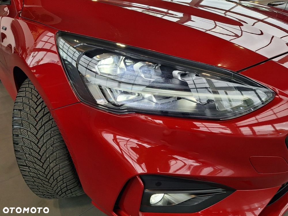 Ford Focus SW 1.5 EcoBoost ST-Line X - 14
